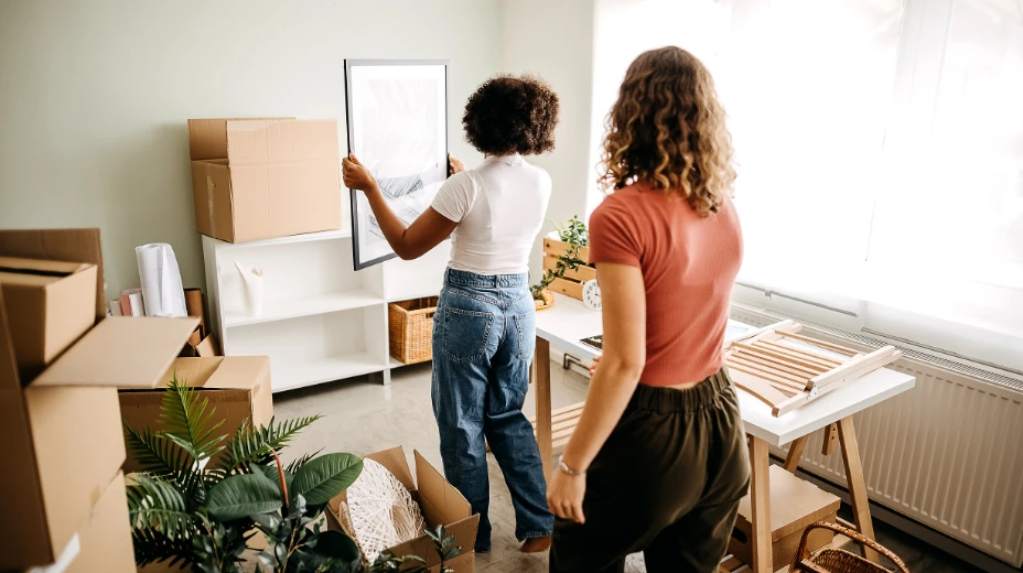 Preparing for moving day - Kinleigh Folkard & Hayward