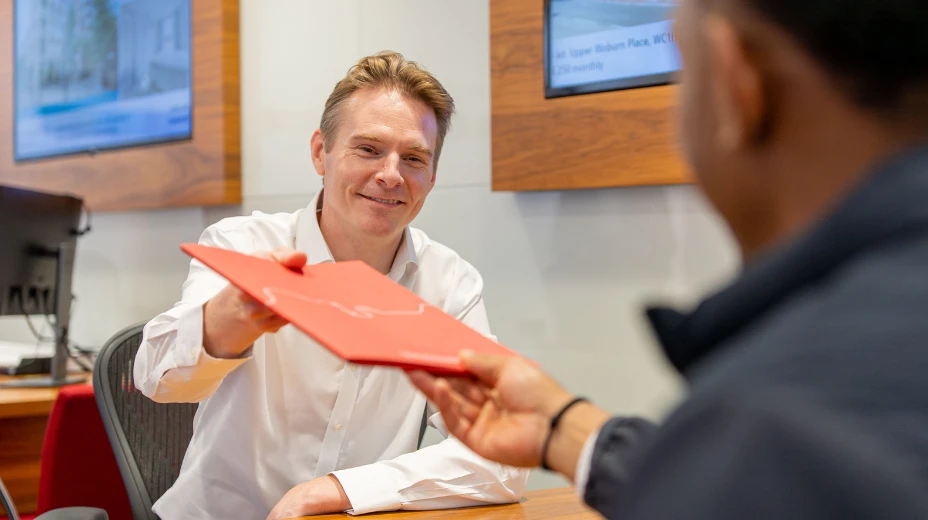 Ensuring the sale goes smoothly - Kinleigh Folkard & Hayward