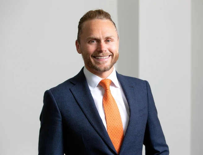 Leigh Munday - Kinleigh Folkard & Hayward