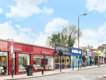 KFH comments on 2011 census data - Kinleigh Folkard & Hayward