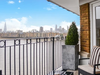 KFH makes it easier to buy, sell, rent or let riverside property - Kinleigh Folkard & Hayward