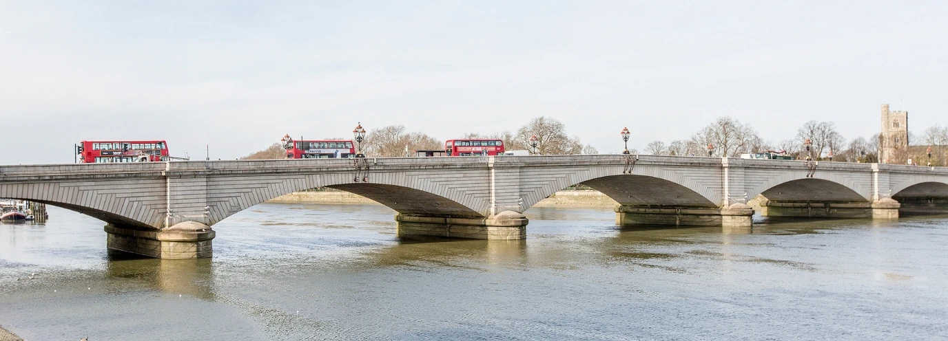 Banking on it: Putney - Kinleigh Folkard & Hayward