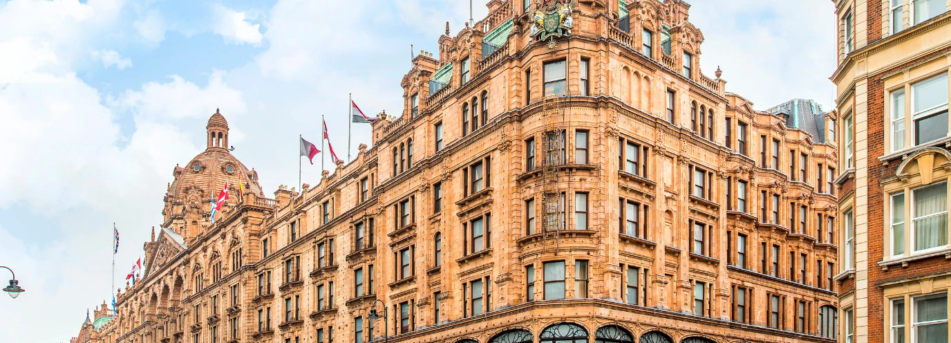 Centre of attention - Kinleigh Folkard & Hayward