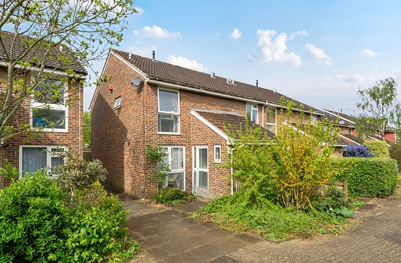 Aspen Close, Ealing, London, W5 - Kinleigh Folkard & Hayward