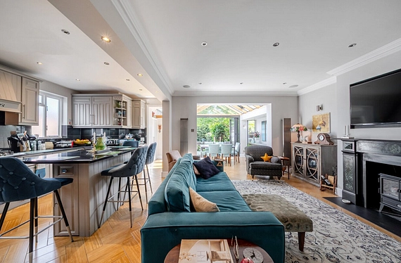 Carbery Avenue, Acton, London, W3 - Kinleigh Folkard & Hayward