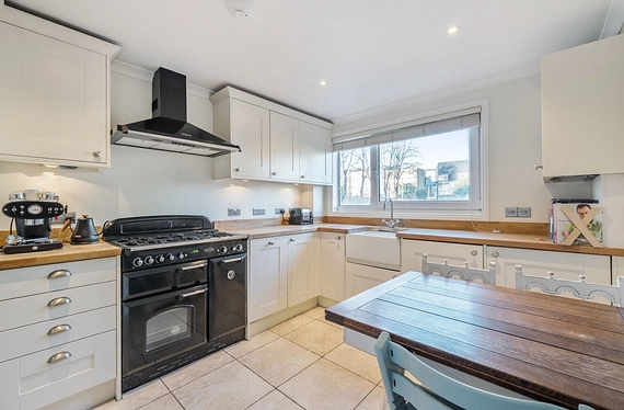 Hazelbourne Road, Balham, London, SW12 - Kinleigh Folkard & Hayward