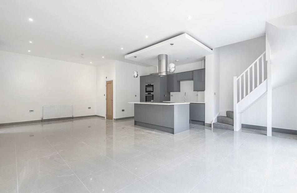 Chetwode Road, Tooting Bec, London, SW17 - Kinleigh Folkard & Hayward