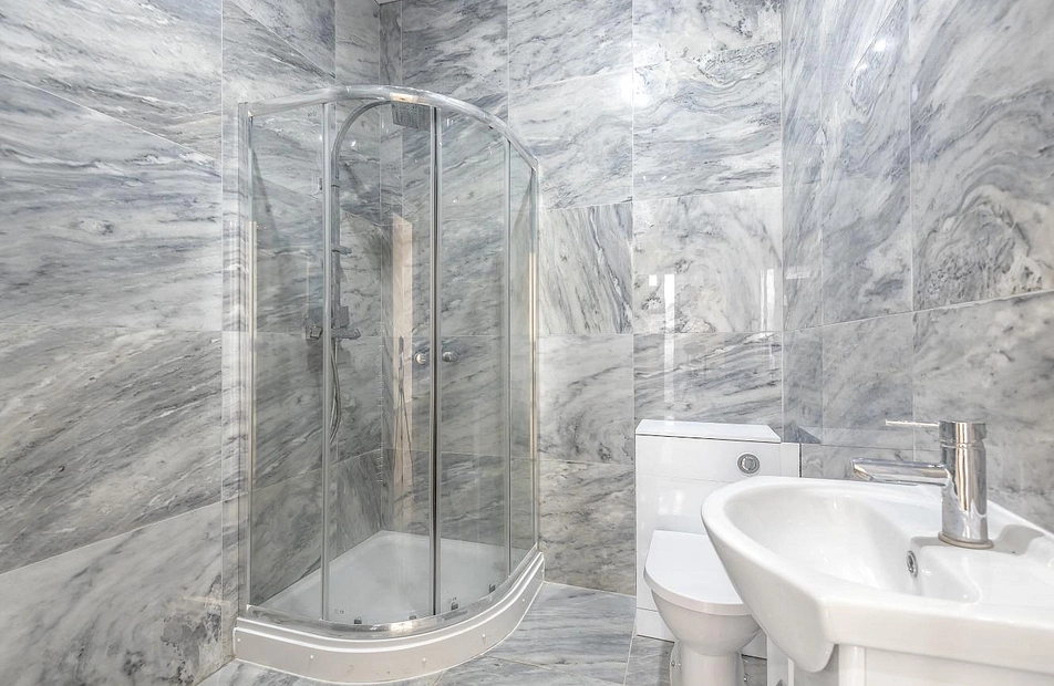 Chetwode Road, Tooting Bec, London, SW17 - Kinleigh Folkard & Hayward