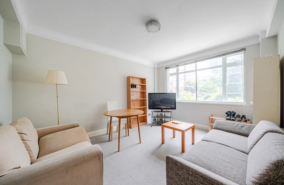 Balham High Road, London, SW17 - Kinleigh Folkard & Hayward