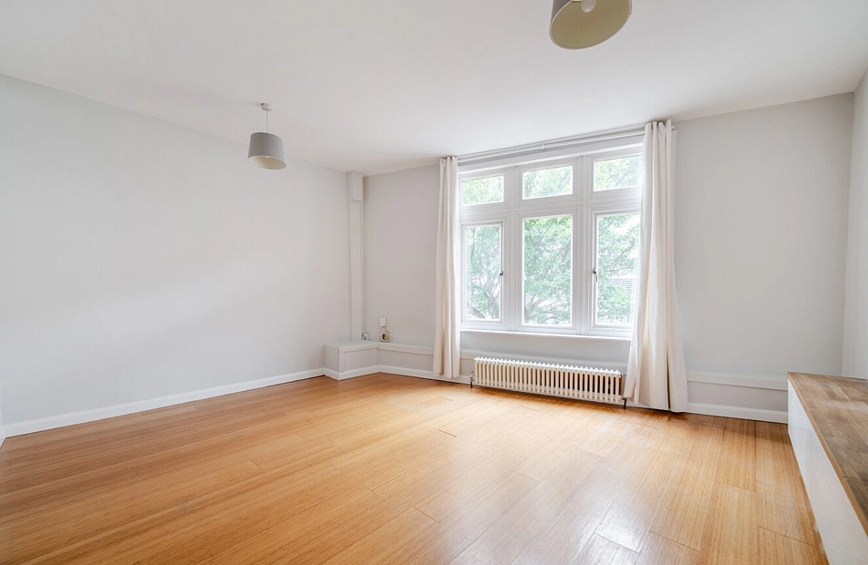 Balham Hill, Balham, London, SW12 - Kinleigh Folkard & Hayward