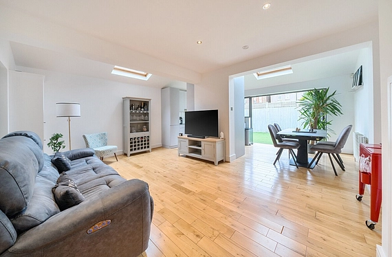 Carminia Road, Balham, London, SW17 - Kinleigh Folkard & Hayward