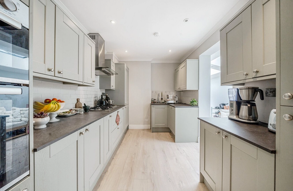 Elsley Road, London, SW11 - Kinleigh Folkard & Hayward