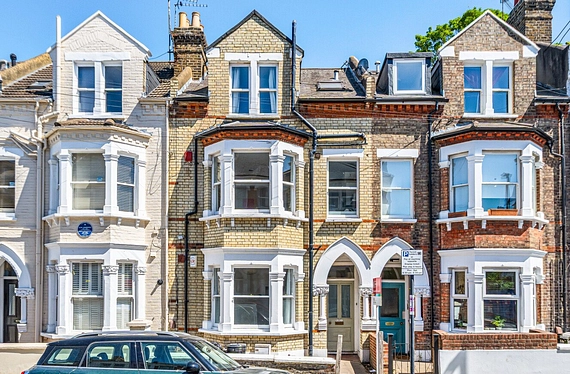 Leathwaite Road, Battersea, London, SW11 - Kinleigh Folkard & Hayward