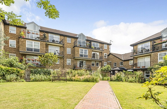 Battersea Bridge Road, Battersea, London, SW11 - Kinleigh Folkard & Hayward