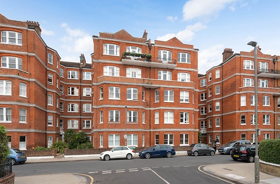 Lurline Gardens, Battersea, London, SW11 - Kinleigh Folkard & Hayward