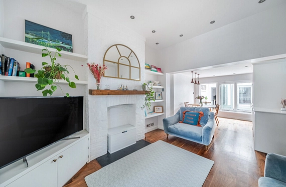 Shuttleworth Road, London, SW11 - Kinleigh Folkard & Hayward