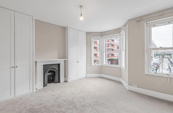 Shuttleworth Road, Battersea, London, SW11 - Kinleigh Folkard & Hayward