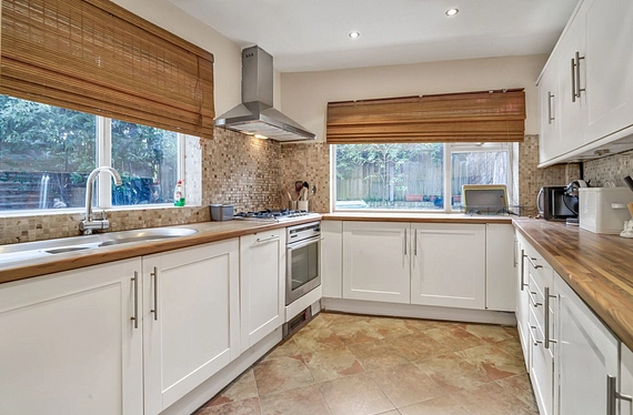 Latchmere Road, Battersea, London, SW11 - Kinleigh Folkard & Hayward