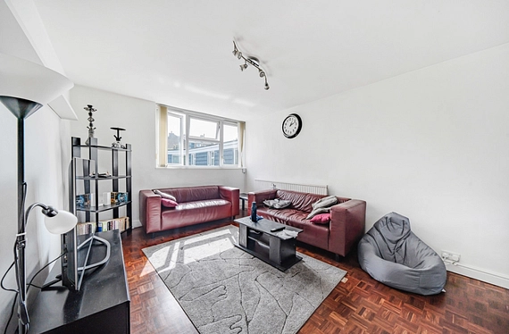 Este Road, London, SW11 - Kinleigh Folkard & Hayward