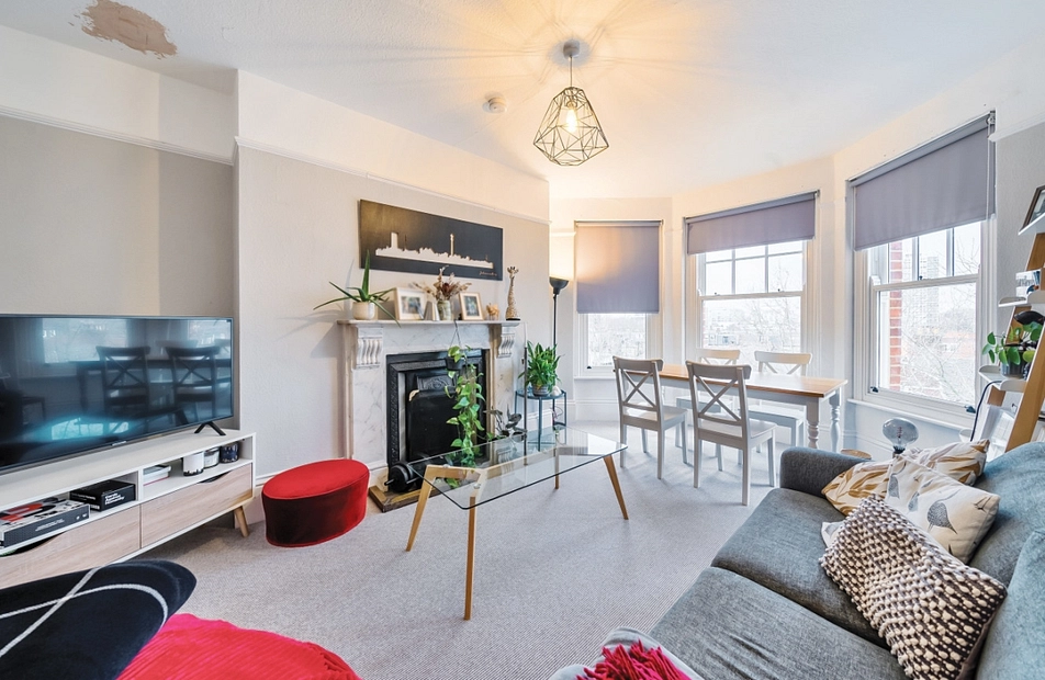 Prince Of Wales Drive, London, SW11 - Kinleigh Folkard & Hayward