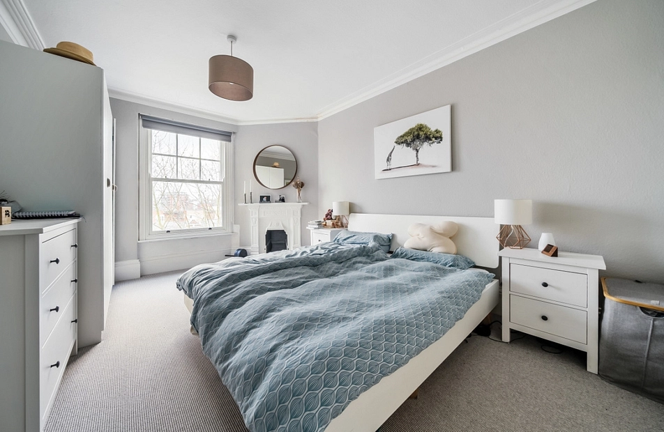 Prince Of Wales Drive, London, SW11 - Kinleigh Folkard & Hayward