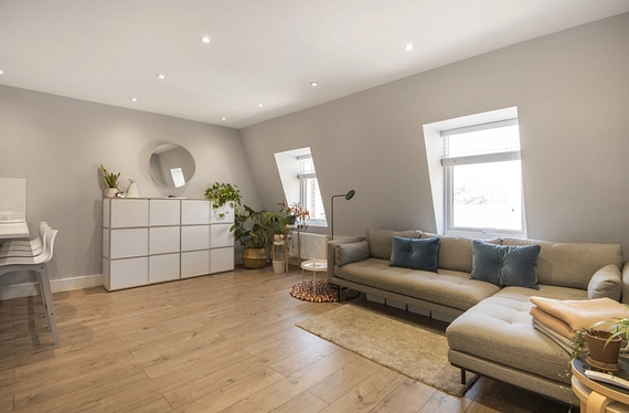 York Road, Battersea, London, SW11 - Kinleigh Folkard & Hayward