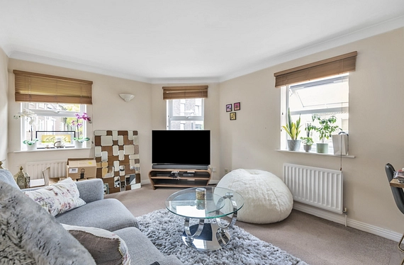 Falcon Road, London, SW11 - Kinleigh Folkard & Hayward