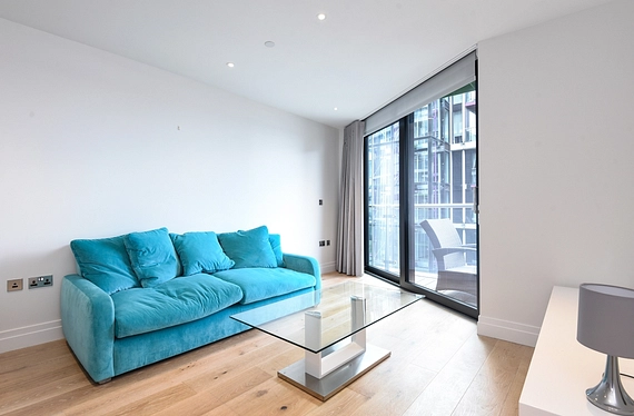 4 Riverlight Quay, London, SW11 - Kinleigh Folkard & Hayward
