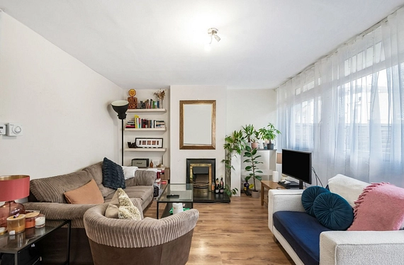 Bolingbroke Walk, Battersea, London, SW11 - Kinleigh Folkard & Hayward