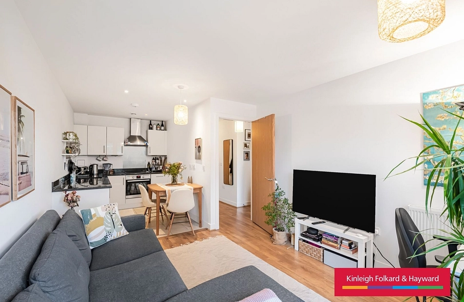 Gwynne Road, London, SW11 - Kinleigh Folkard & Hayward