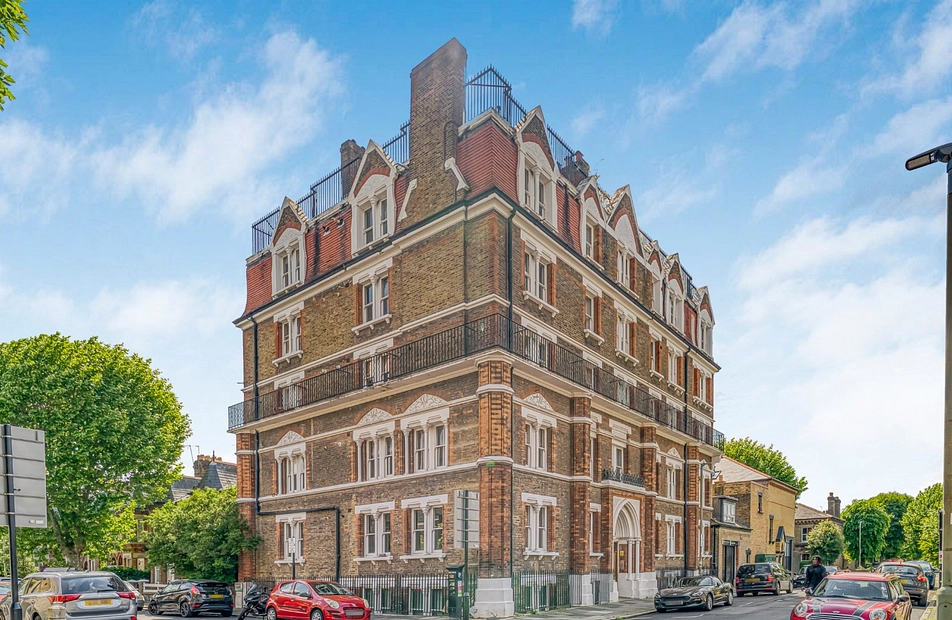 Ashbury Road, London, SW11 - Kinleigh Folkard & Hayward