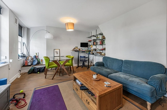 Vicarage Crescent, London, SW11 - Kinleigh Folkard & Hayward