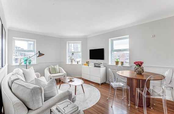 Falcon Road, Battersea, London, SW11 - Kinleigh Folkard & Hayward