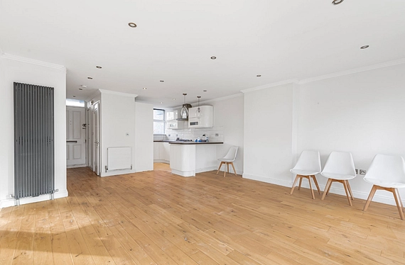 Bolingbroke Walk, London, SW11 - Kinleigh Folkard & Hayward