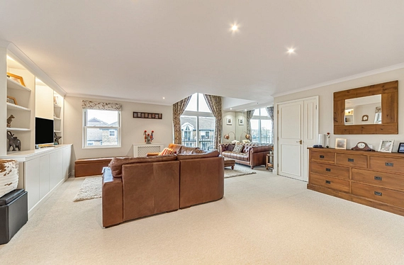 Whistlers Avenue, London, SW11 - Kinleigh Folkard & Hayward