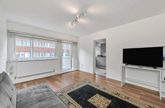 Banbury Street, London, SW11 - Kinleigh Folkard & Hayward