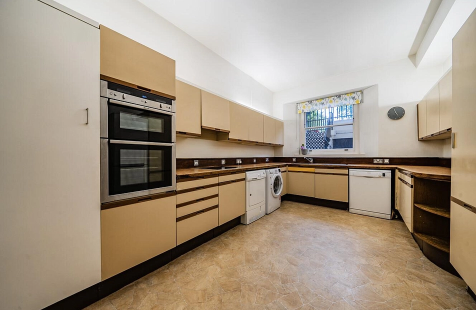 Lancaster Gate, Bayswater, London, W2 - Kinleigh Folkard & Hayward