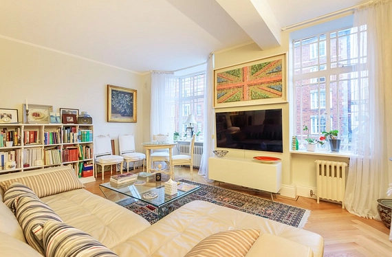 Queensway, Bayswater, London, W2 - Kinleigh Folkard & Hayward