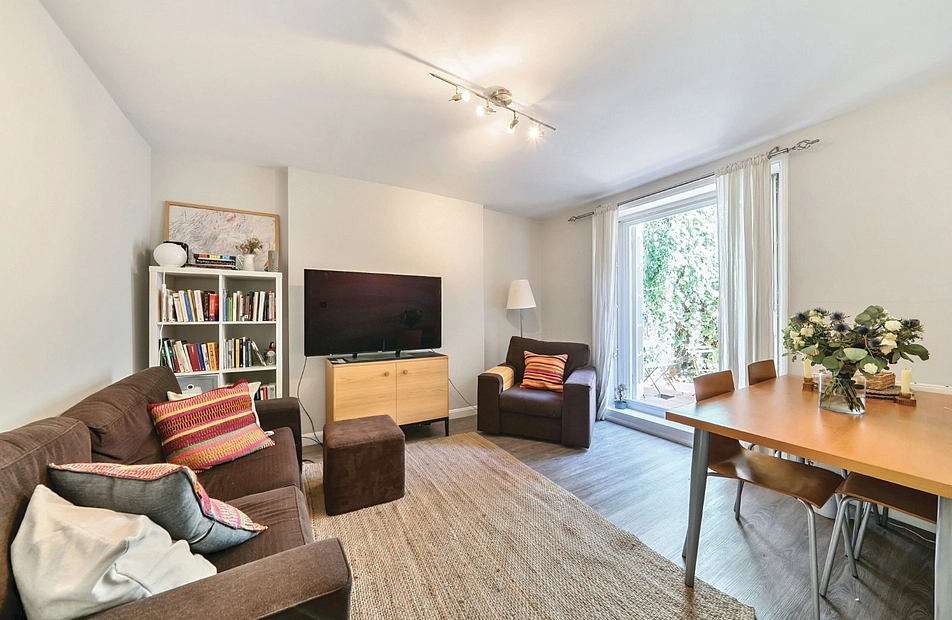 Hatherley Grove, Bayswater, London, W2 - Kinleigh Folkard & Hayward