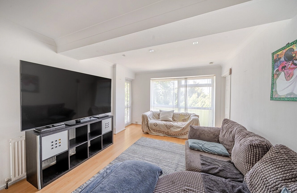 Foxgrove Road, Beckenham, Kent, BR3 - Kinleigh Folkard & Hayward