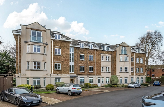 Oakwood Avenue, Beckenham, Kent, BR3 - Kinleigh Folkard & Hayward