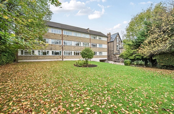 Burnt Ash Hill, London, SE12 - Kinleigh Folkard & Hayward