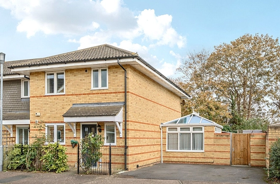 Stanley Close, London, SE9 - Kinleigh Folkard & Hayward