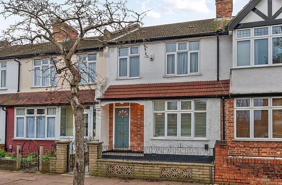 Hampden Avenue, Beckenham, BR3 - Kinleigh Folkard & Hayward