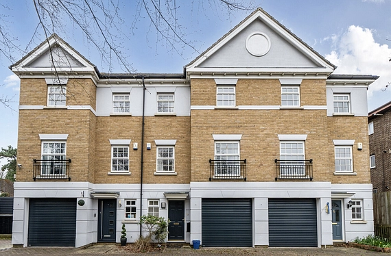 Albemarle Road, Beckenham, Kent, BR3 - Kinleigh Folkard & Hayward