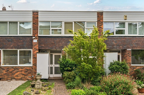 Alton Gardens, Beckenham, BR3 - Kinleigh Folkard & Hayward