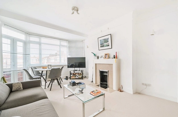 Belsize Avenue, Belsize Park, London, NW3 - Kinleigh Folkard & Hayward