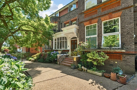Maresfield Gardens, Hampstead, London, NW3 - Kinleigh Folkard & Hayward