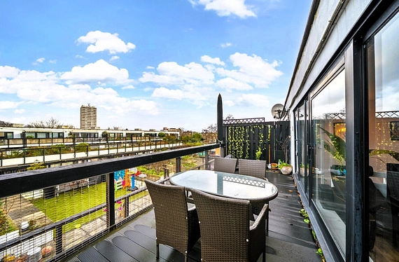 Dunboyne Road, Belsize Park, London, NW3 - Kinleigh Folkard & Hayward