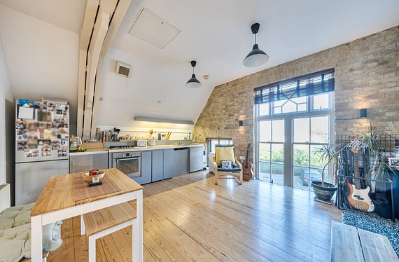 Bloomfield Road, Woolwich, London, SE18 - Kinleigh Folkard & Hayward